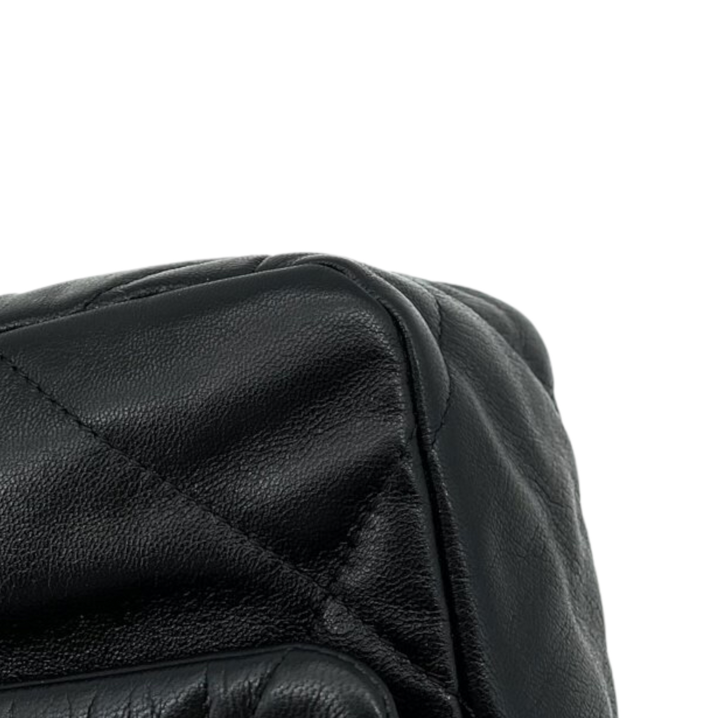 Small Chanel 19 Quilted Black MHW